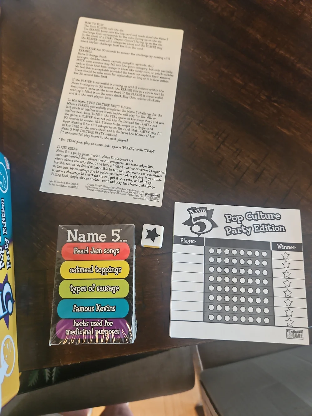 Name 5 Pop Culture Party Edition Card Game - Blue, Purple, Yellow